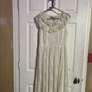 Elegant Cream Lace Kids Dress